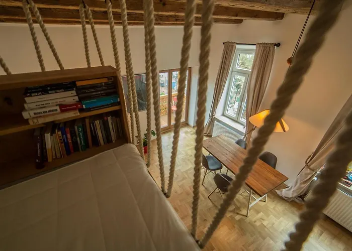PRZEPIĘKNY APARTAMENT W Sercu Starego Miasta